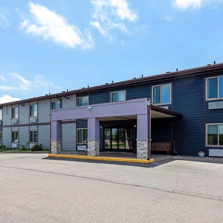 Clarion Pointe Tomah Exterior foto